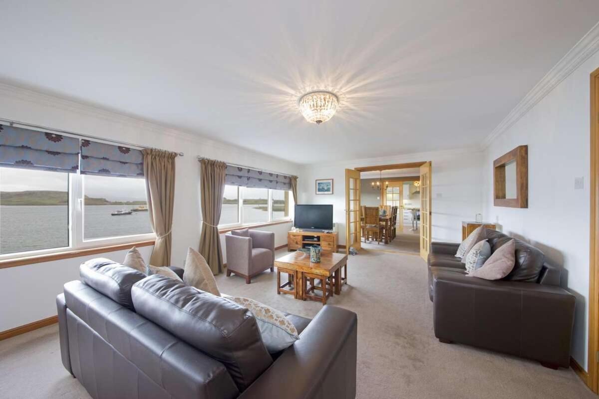 Esplanade Court Holiday Apartments Оубън Екстериор снимка